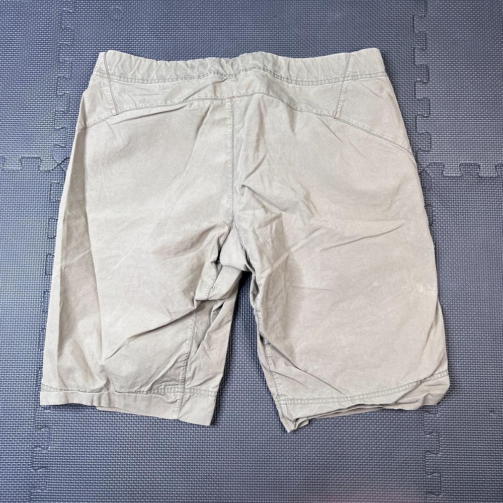 Arc'teryx Men's Relaxed Fit Hiking Shorts Size 36 Khaki Outdoor Climbing Logo - Picture 2 of 16